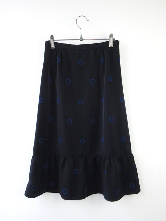 polka-dots navy skirt