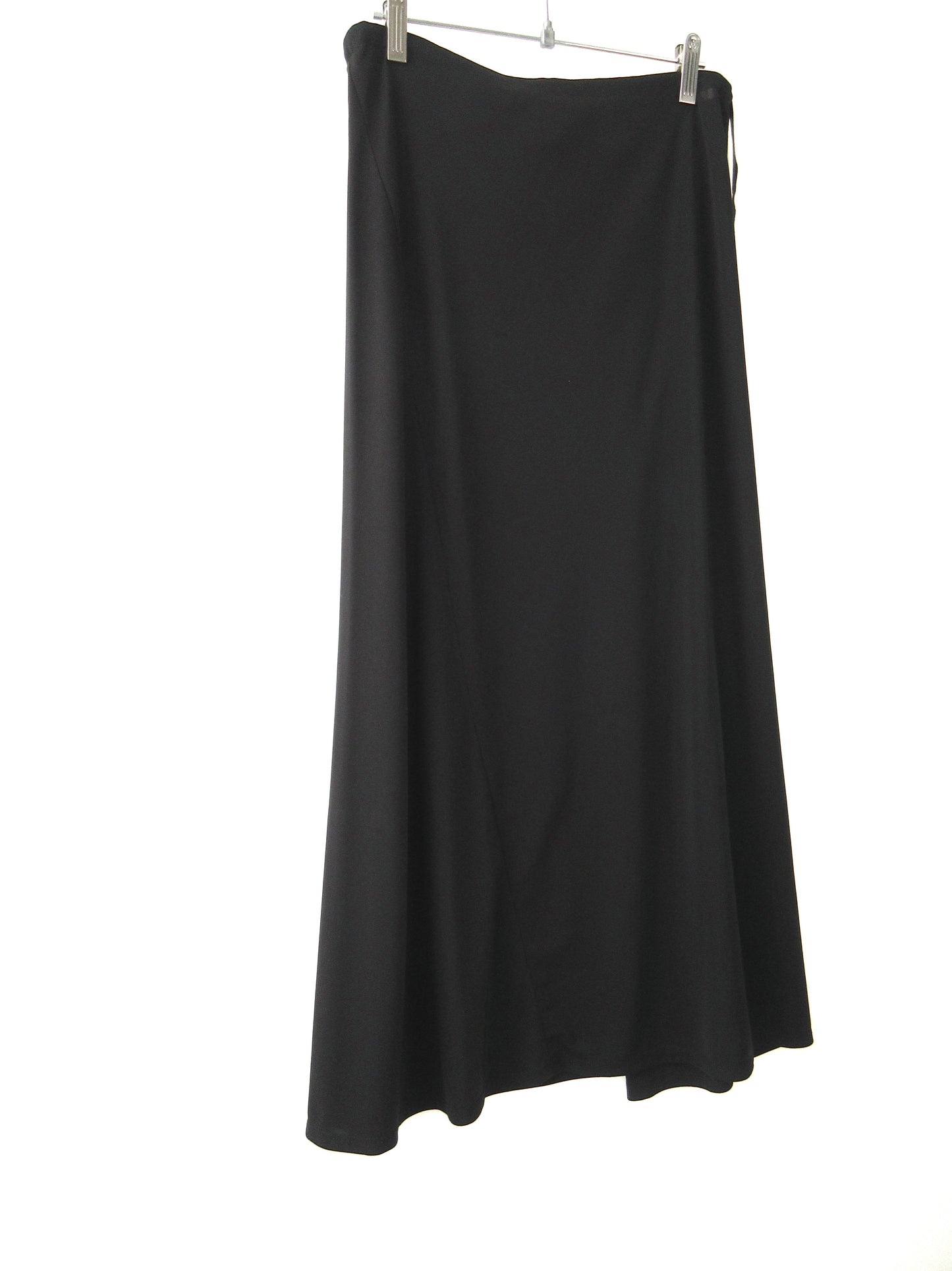 black detail long skirt