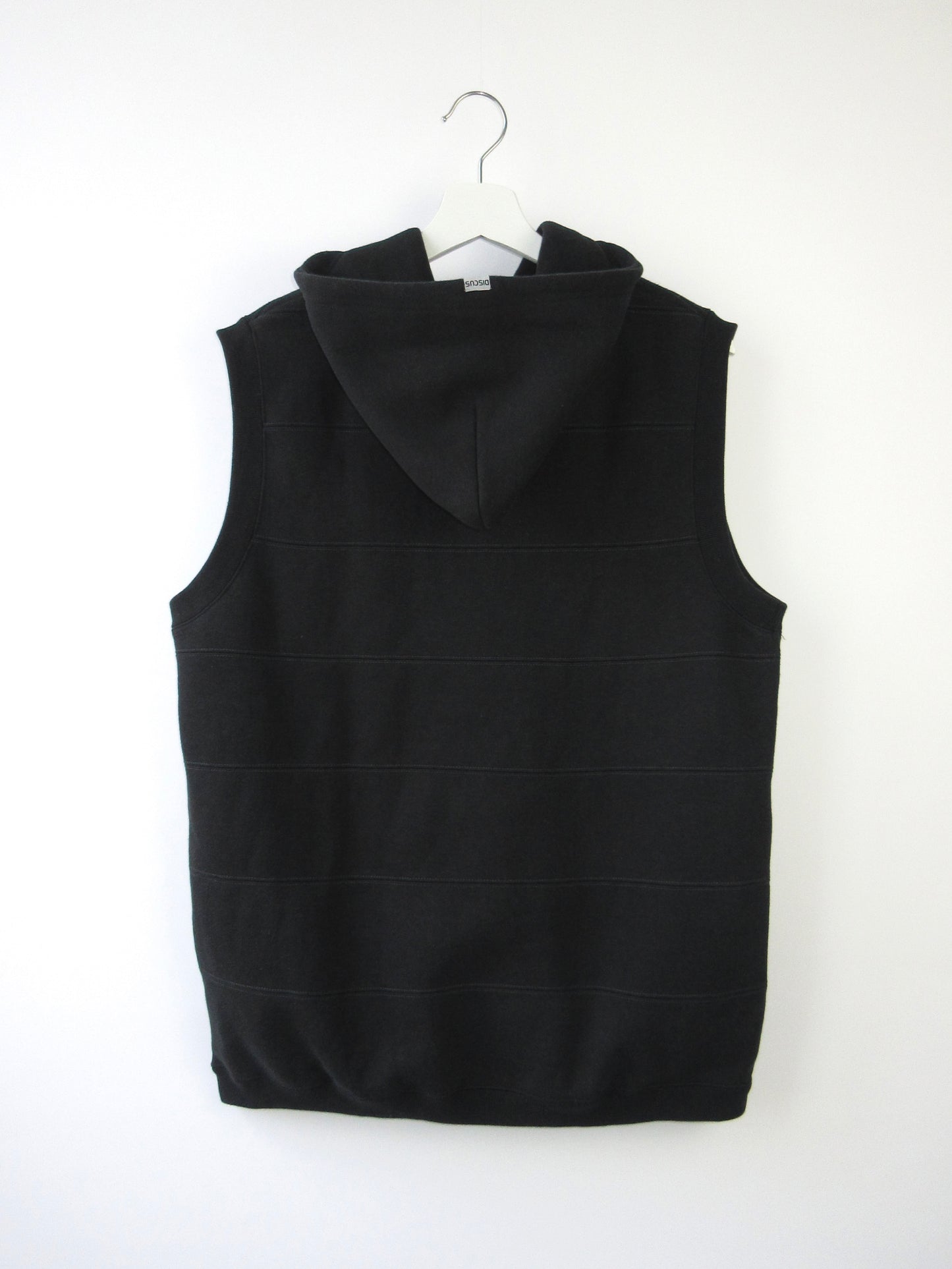 【used】sleeveless hoodie