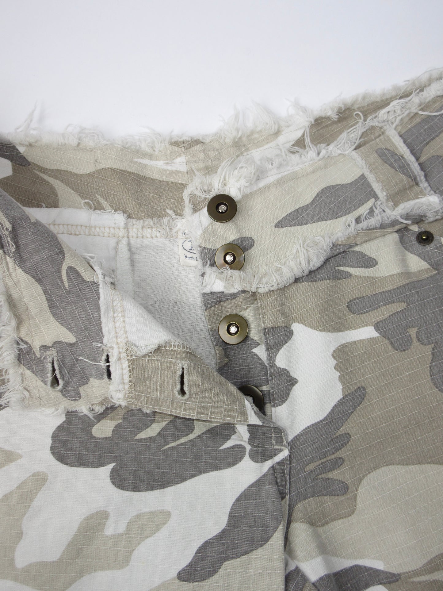 camo pattern low rise pants