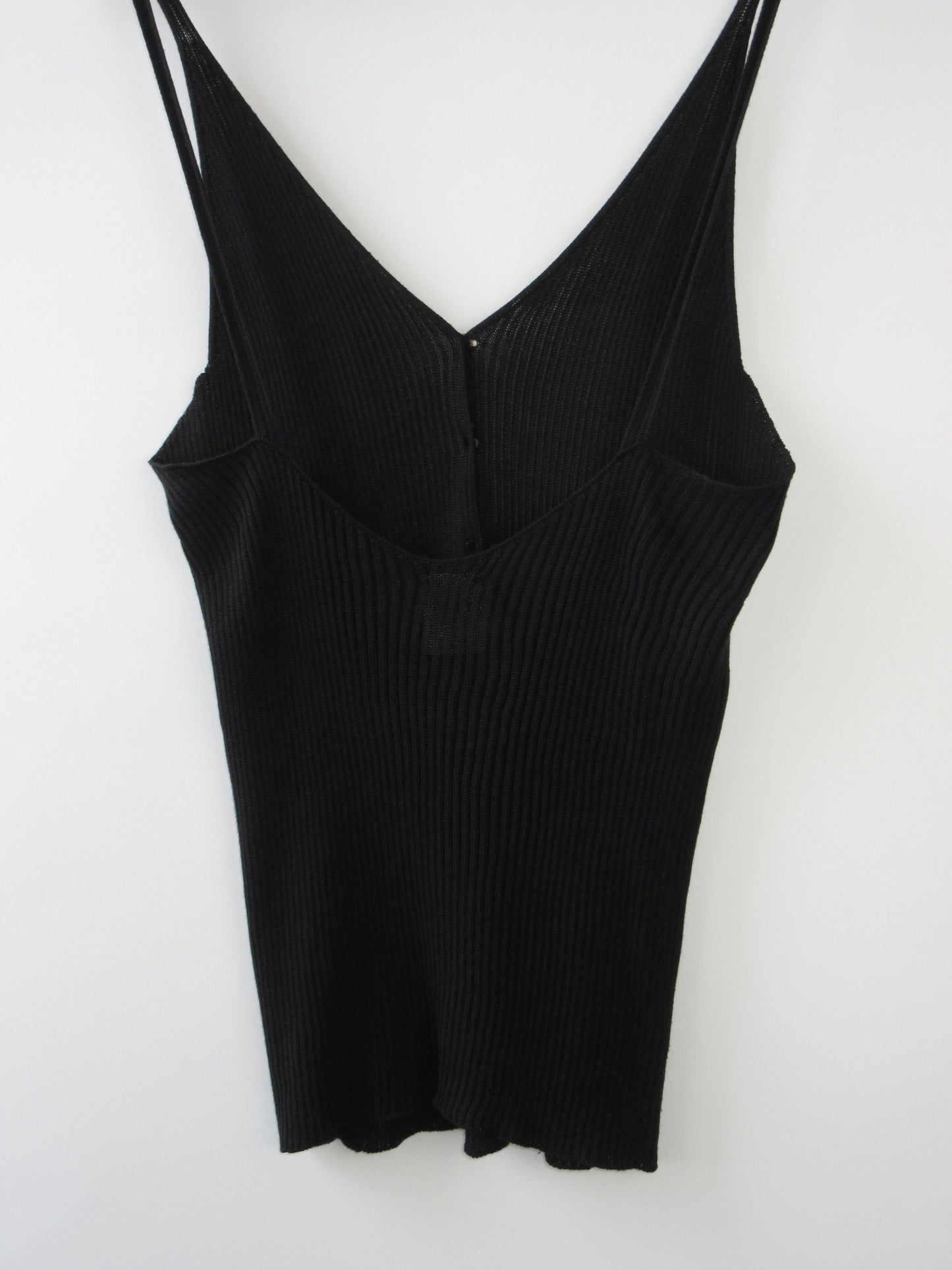 baserange sleeveless knit top