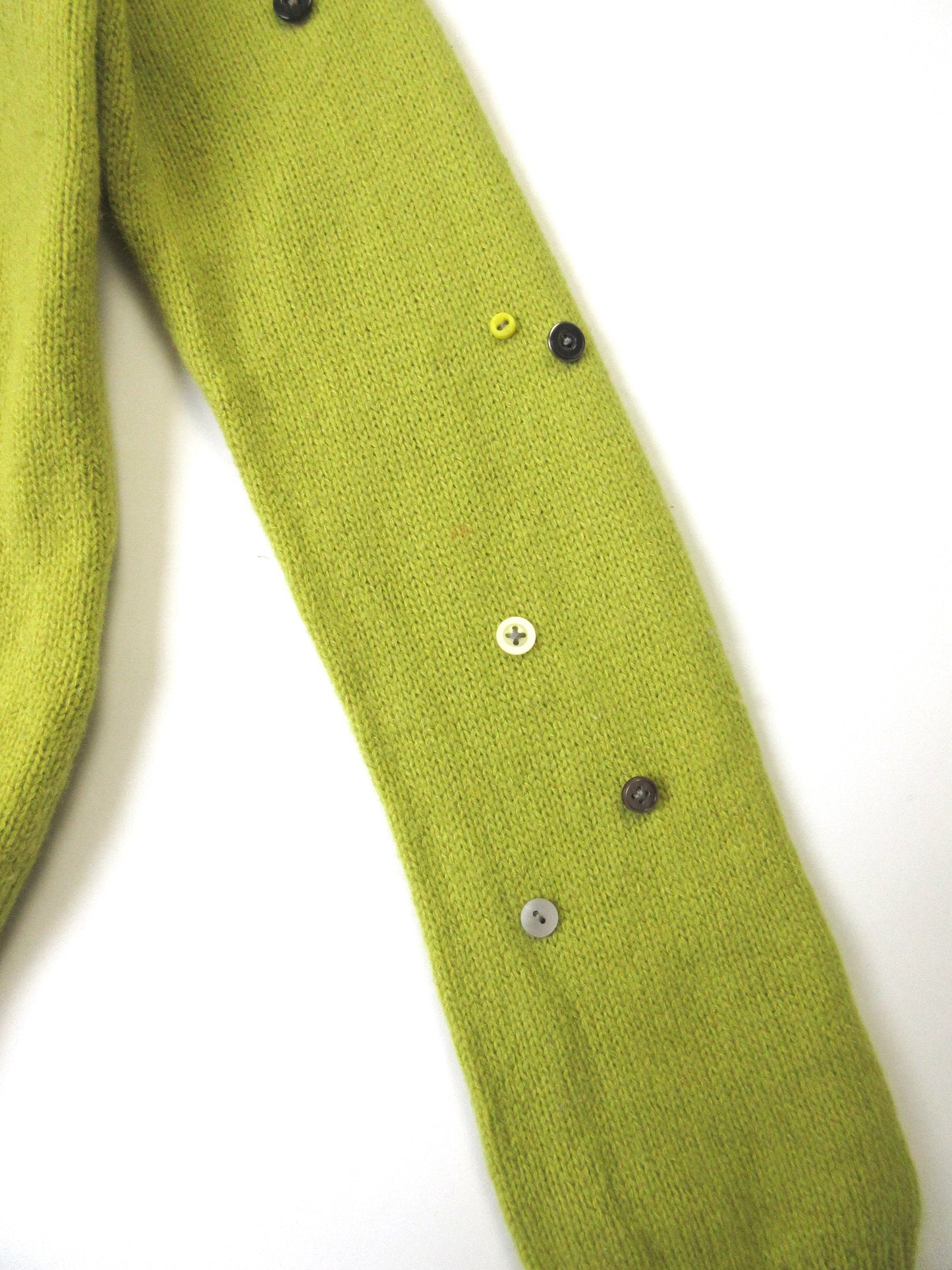 43 tiddlywinks cardigan