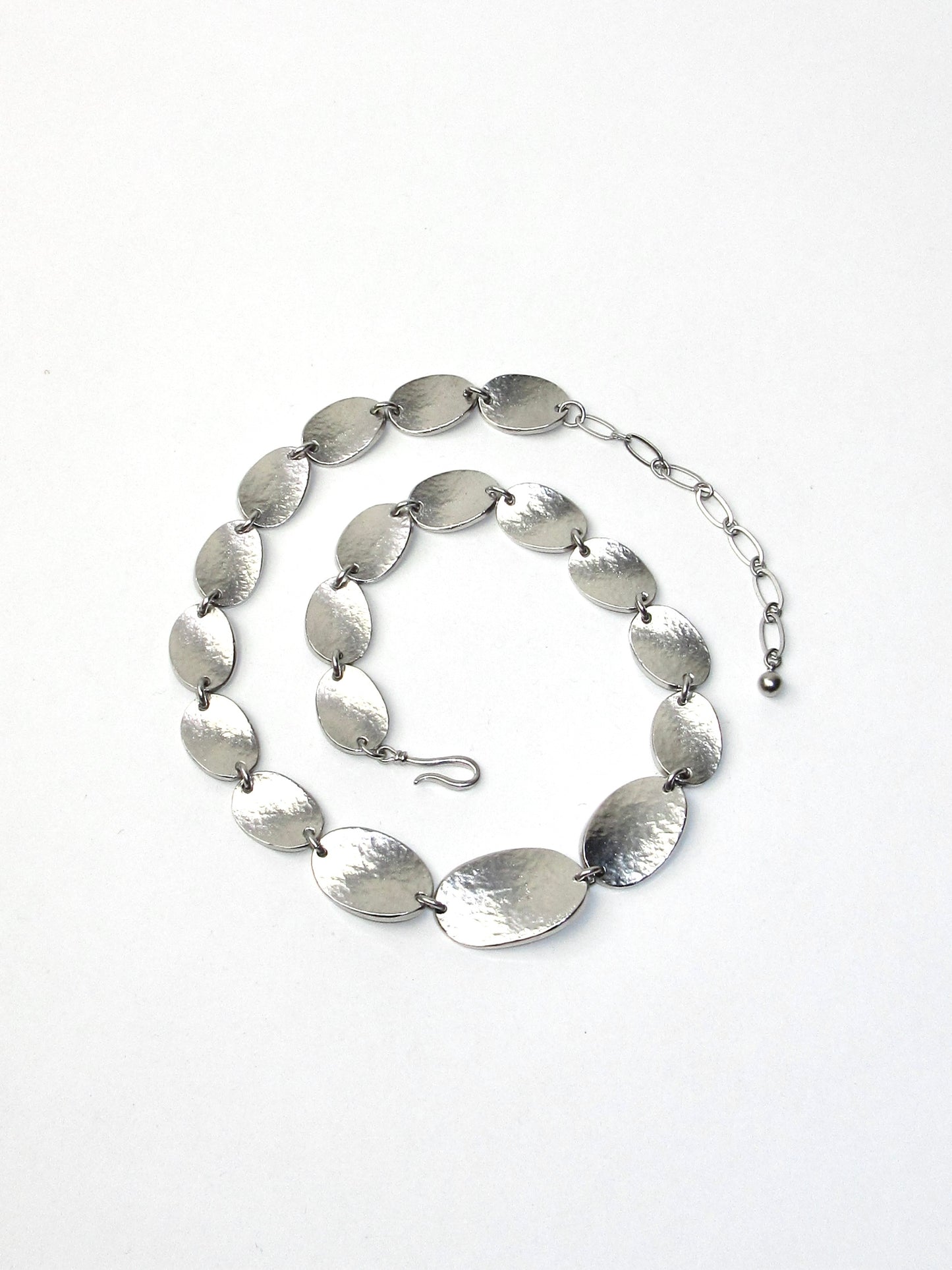 matal plate necklace