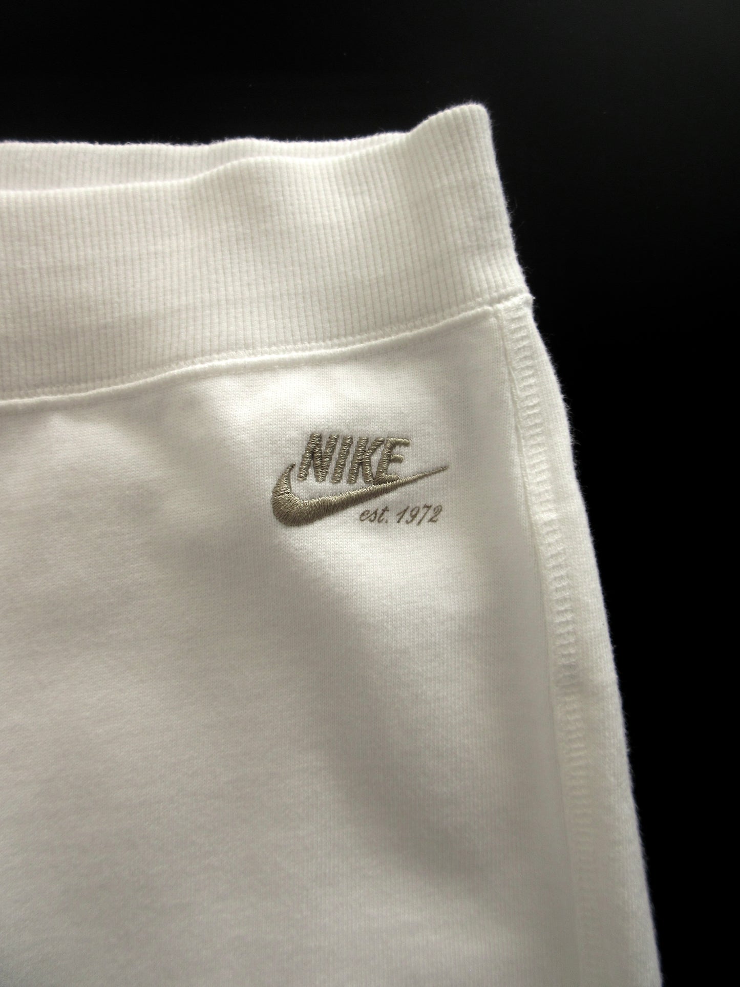 NIKE cropped jogger pants