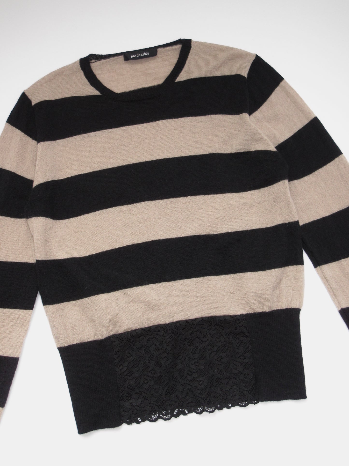 stripe lace design knit top