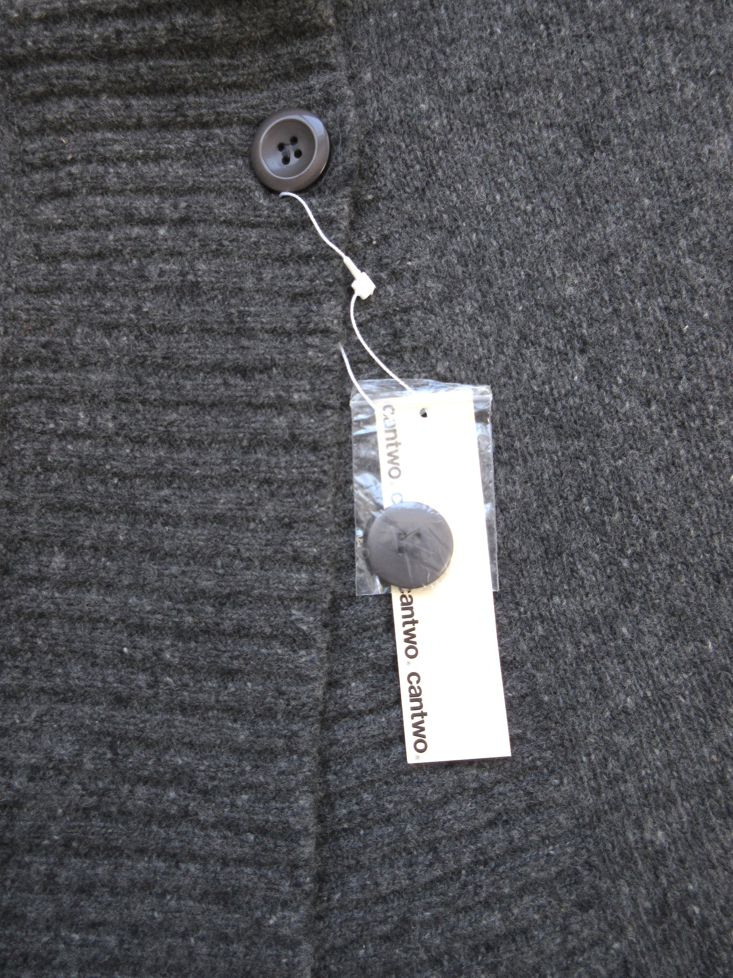 【used】unique design cardigan