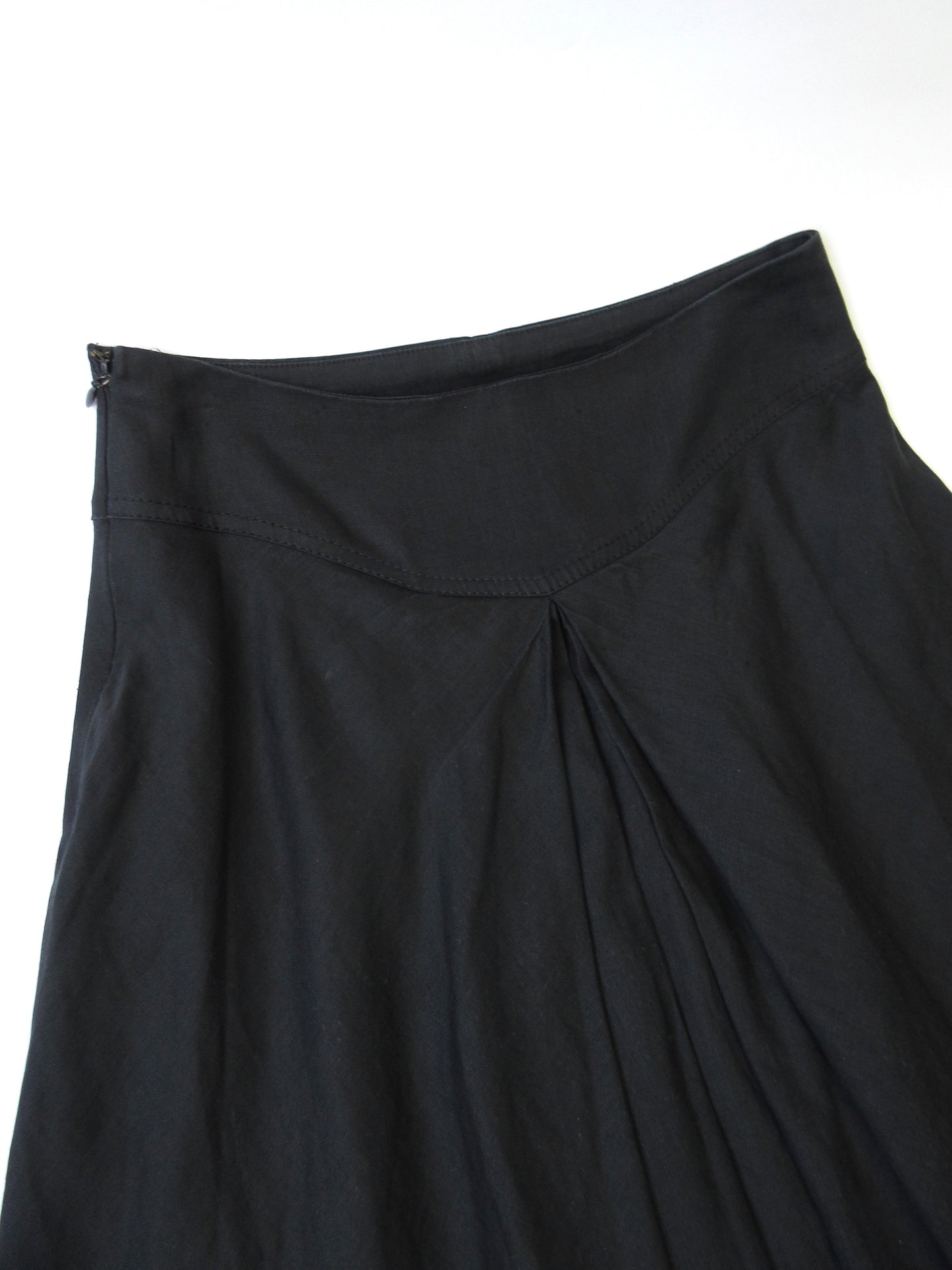 black linen skirt