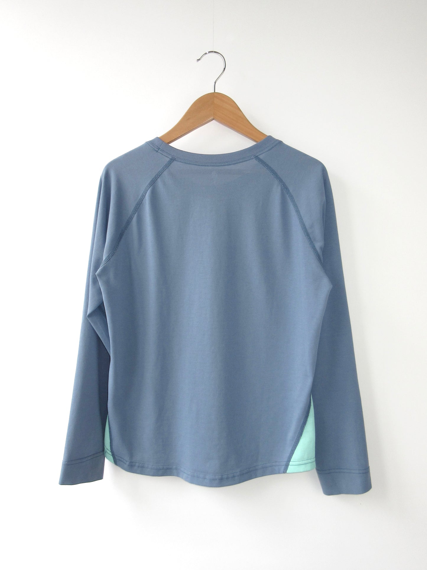 mont-bell two tone long sleevel top