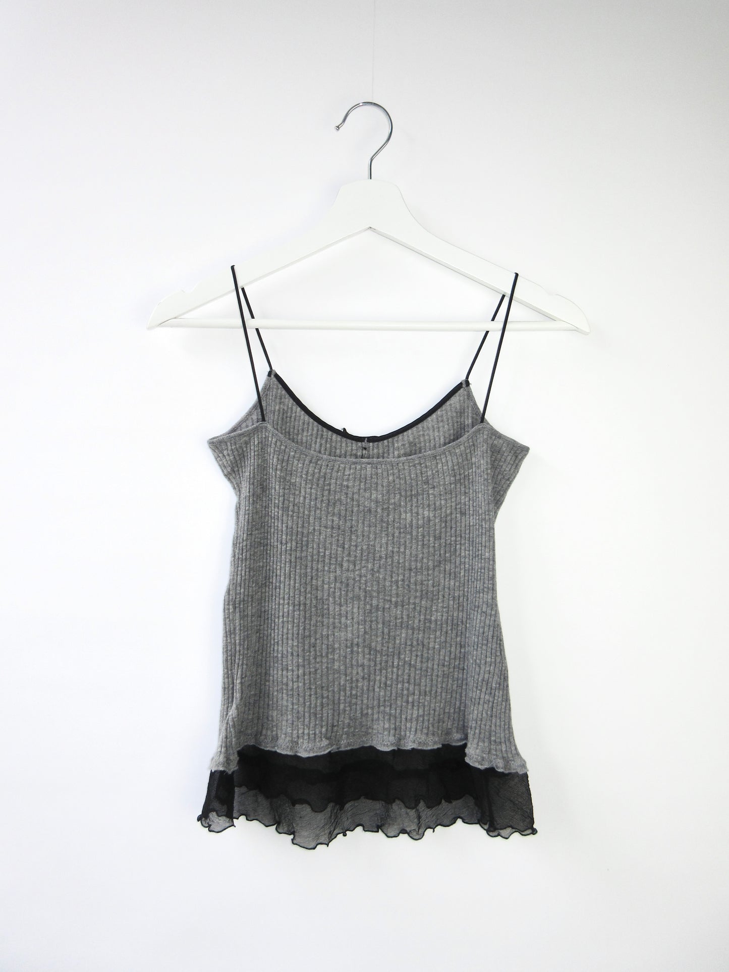 frill ribbed camisole