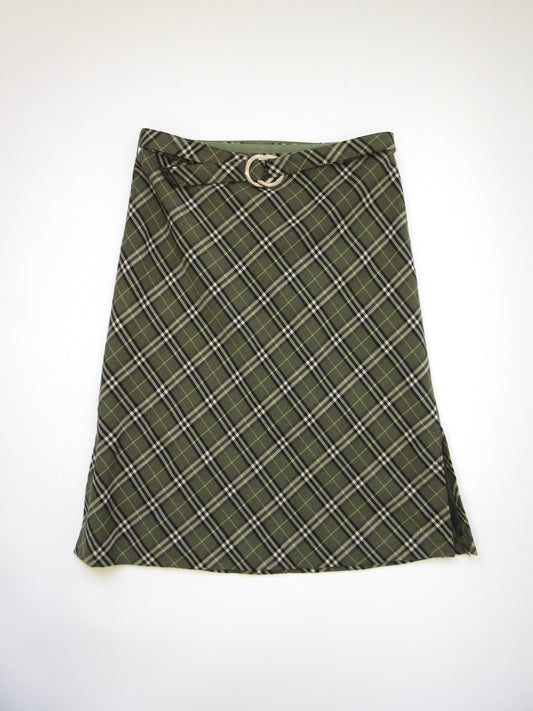 Burberry plaid skirt