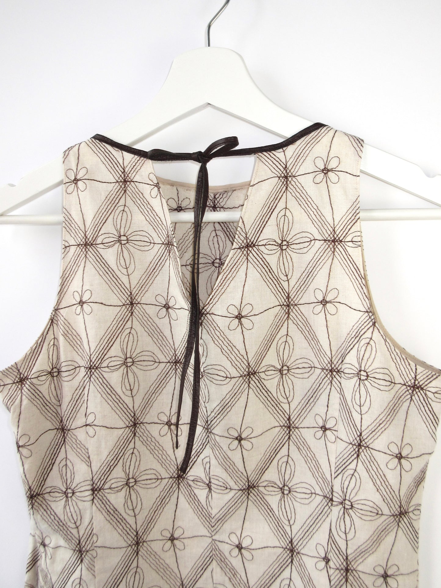 【used】Burberry flower sleeveless top