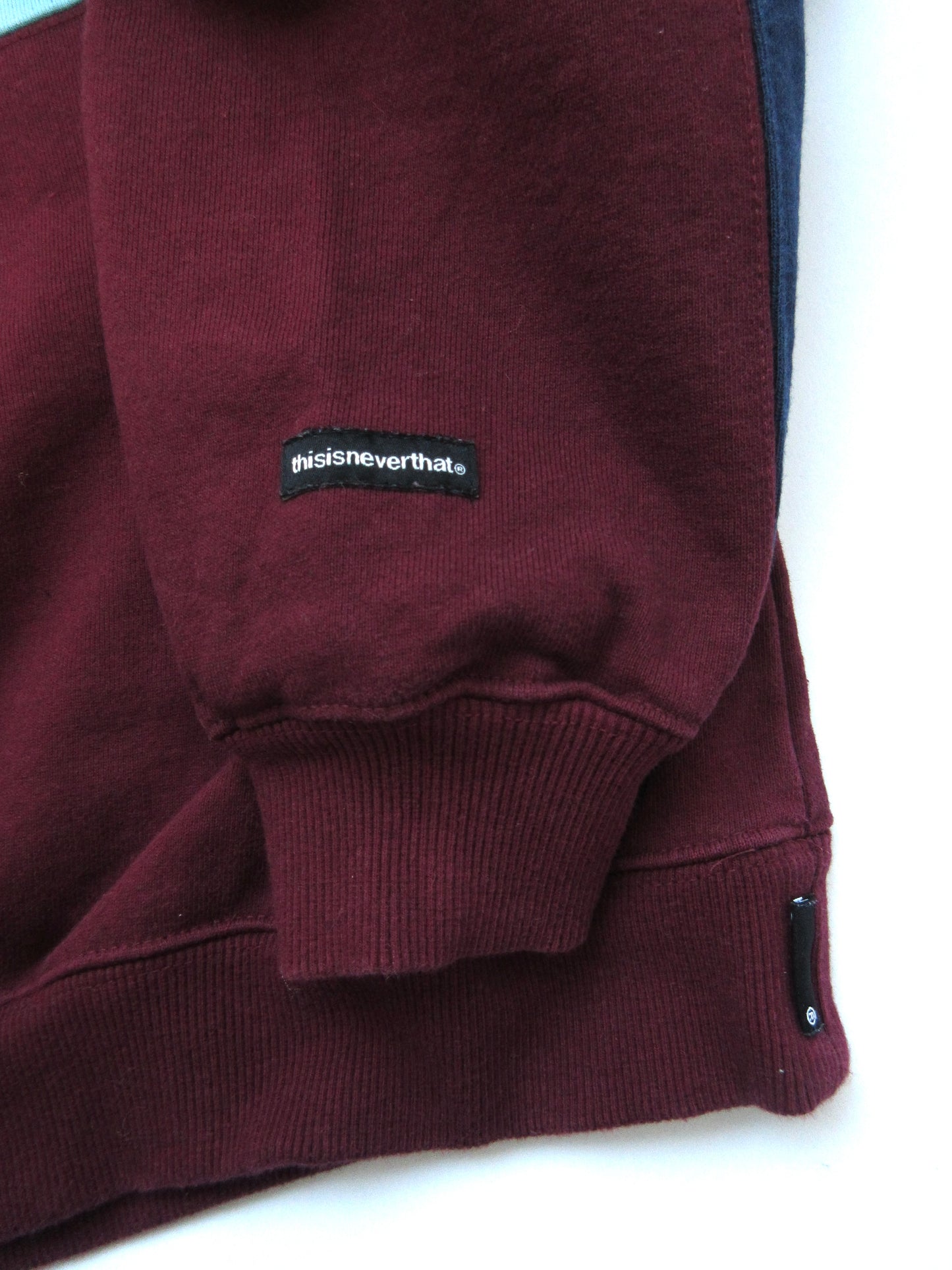 【used】thisisneverthat sweat