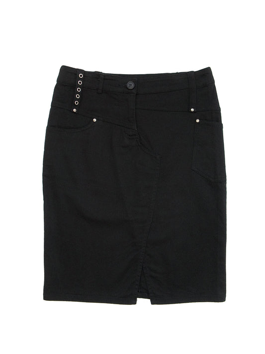 detail design tight skirt