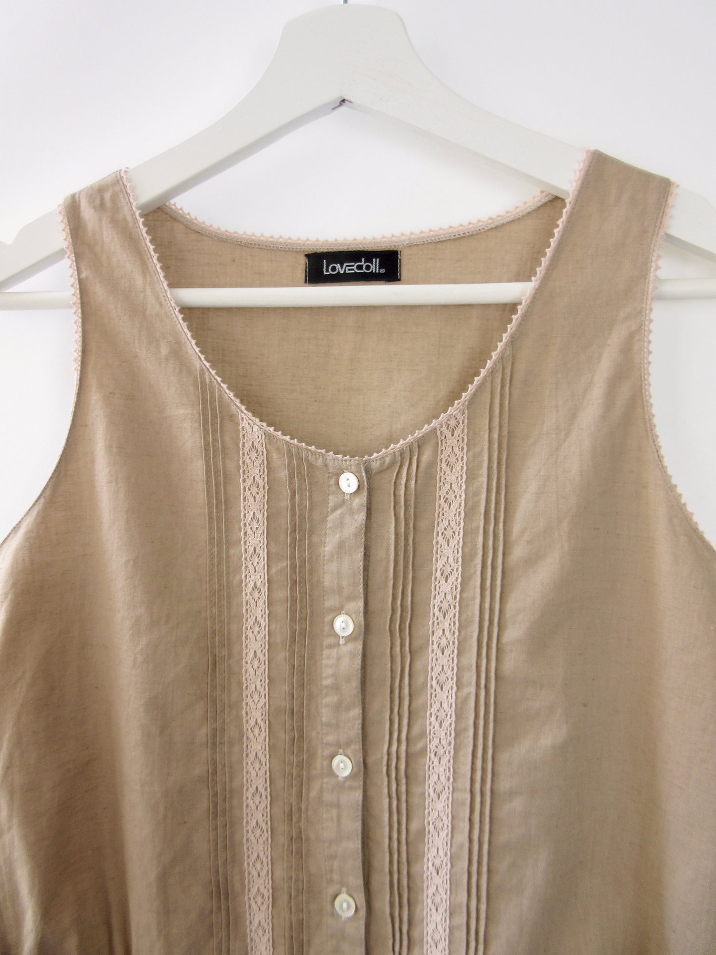 【used】sleeveless blouse