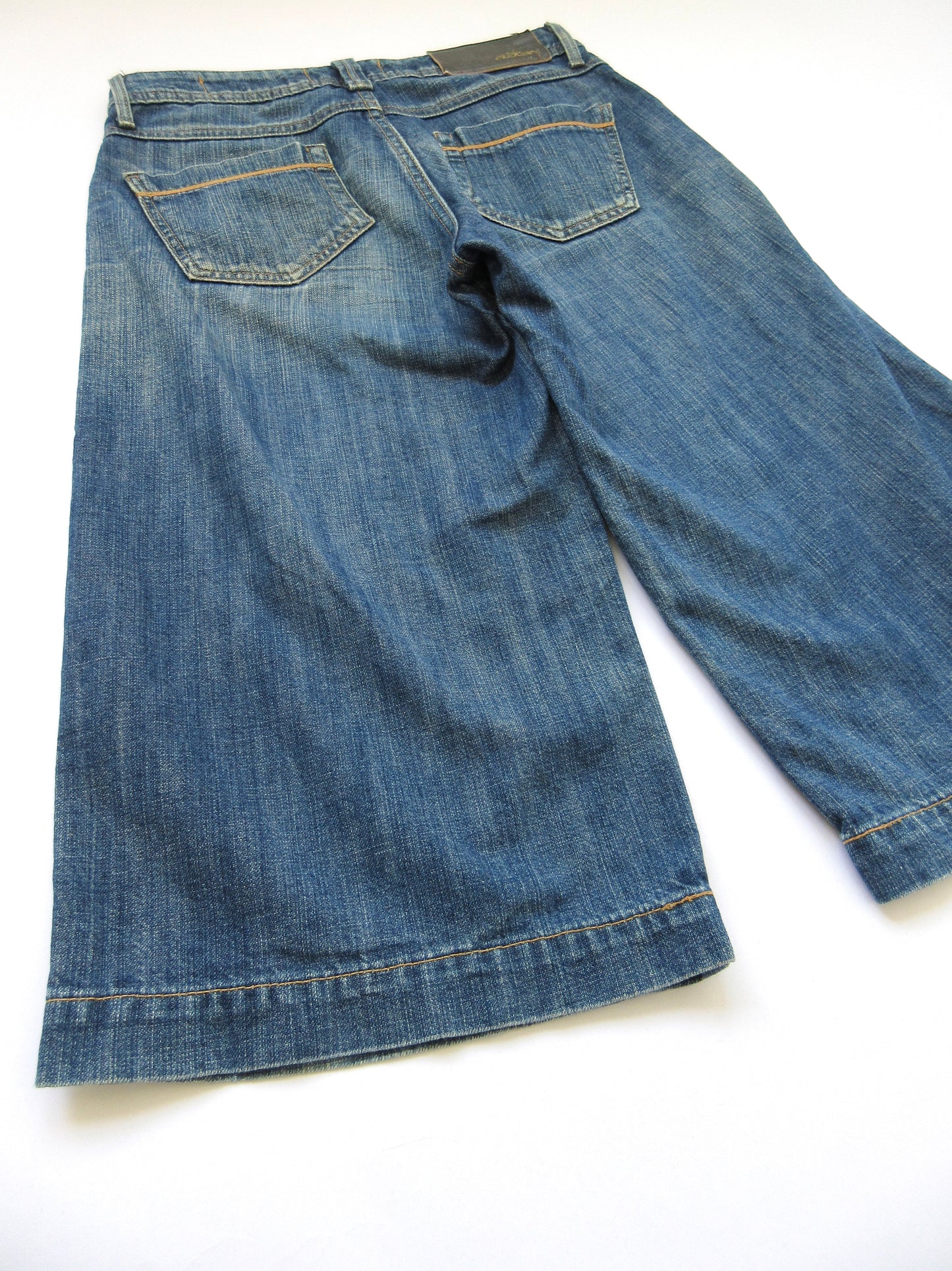 denim aging bermuda pants